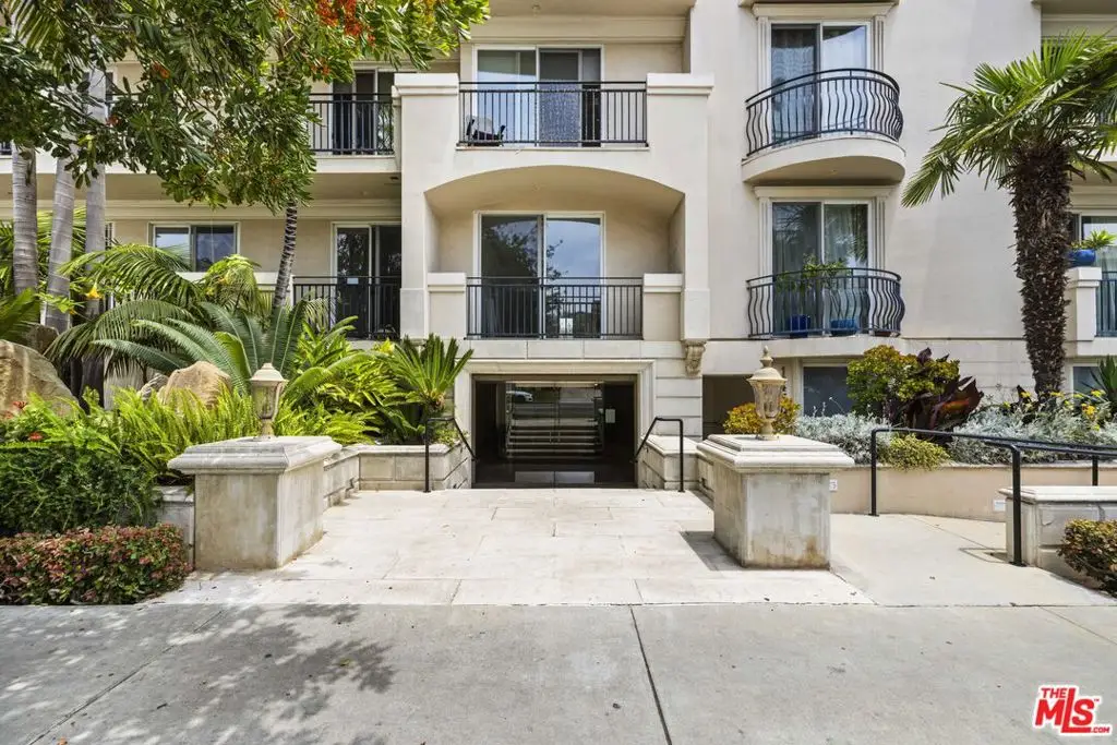 1450 S Beverly Drive #105, Los Angeles, CA 90035 - Image #1