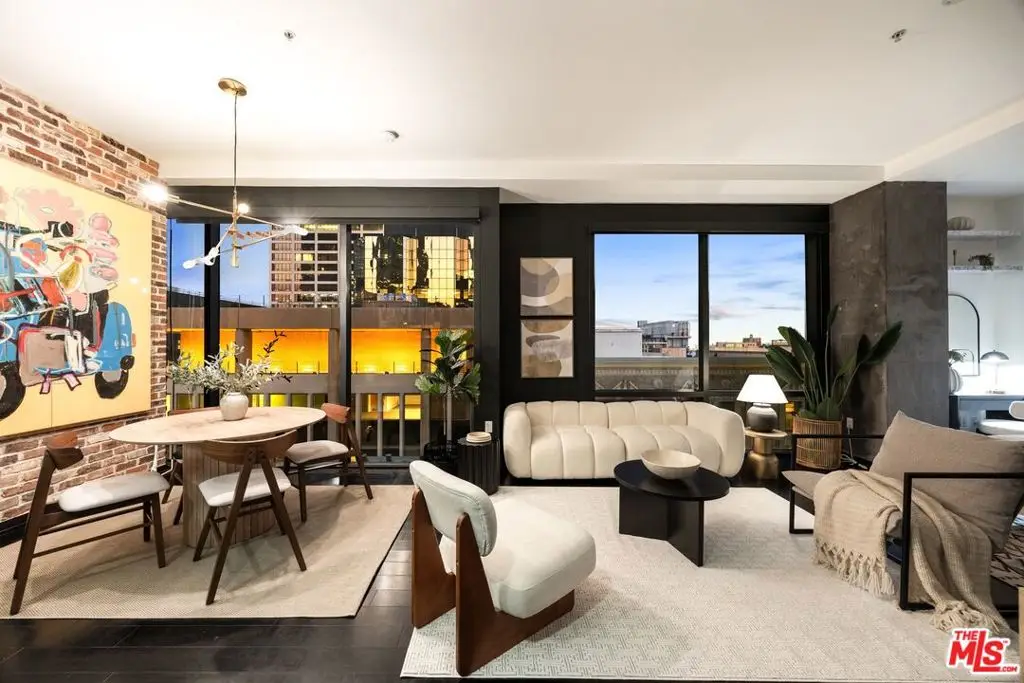 655 S Hope Street #1401, Los Angeles, CA 90017 - Image #1