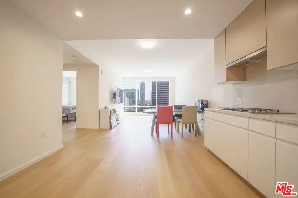 877 Francisco Street #1208, Los Angeles, CA 90017 - Image #1