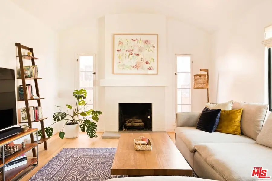 1615 S Crescent Heights Boulevard, Los Angeles, CA 90035 - Image #2