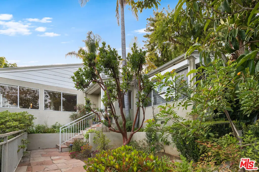 1211 Hilldale Avenue, West Hollywood, CA 90069 - Image #1