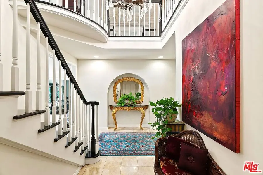 3541 Westfall Drive, Encino, CA 91436 - Image #3