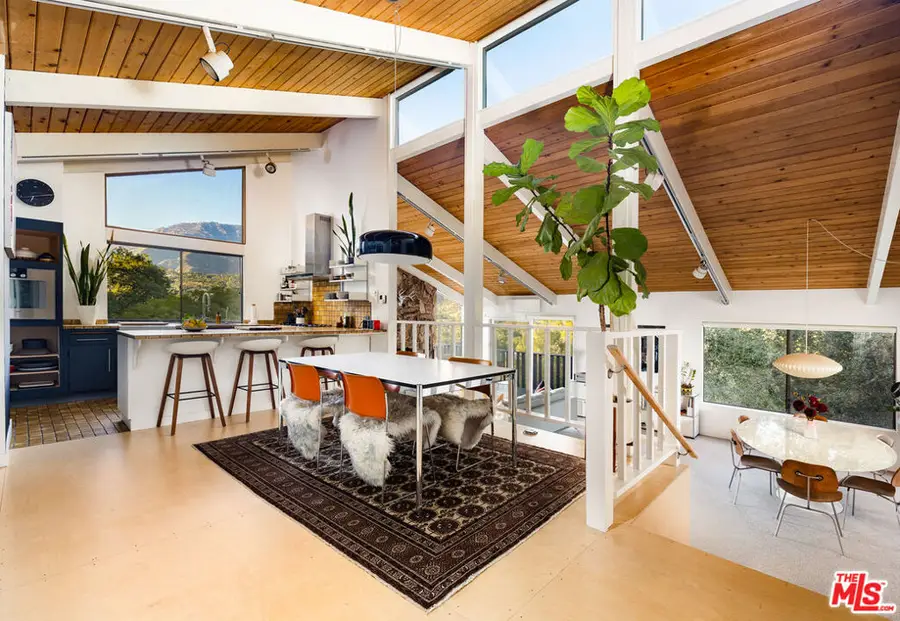 1512 Hillcrest Road, Santa Barbara, CA 93103 - Image #3