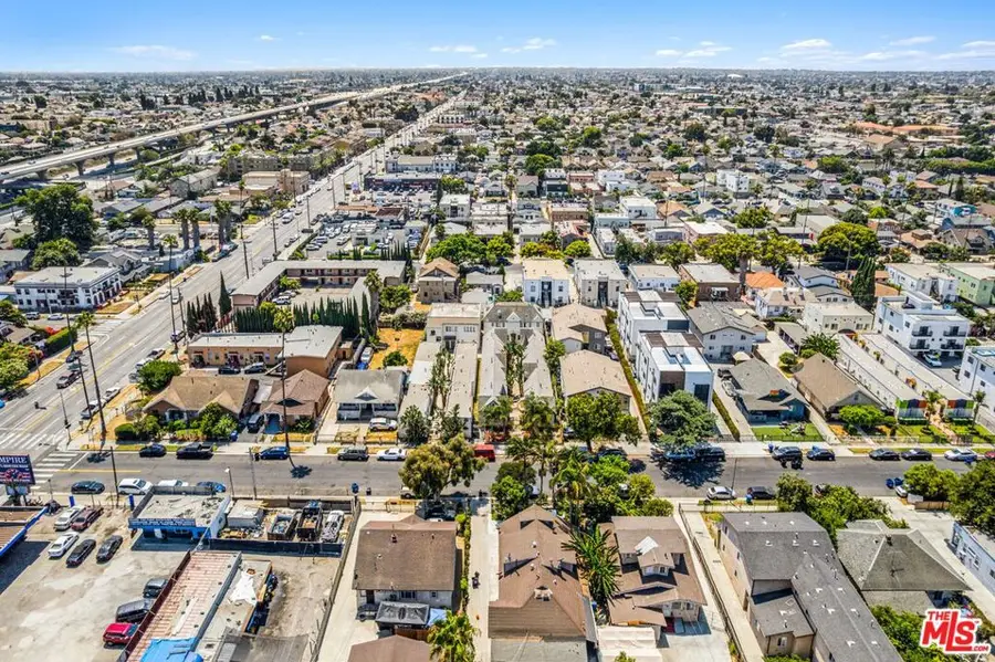 526 -534 W 47th Street, Los Angeles, CA 90037 - Image #2