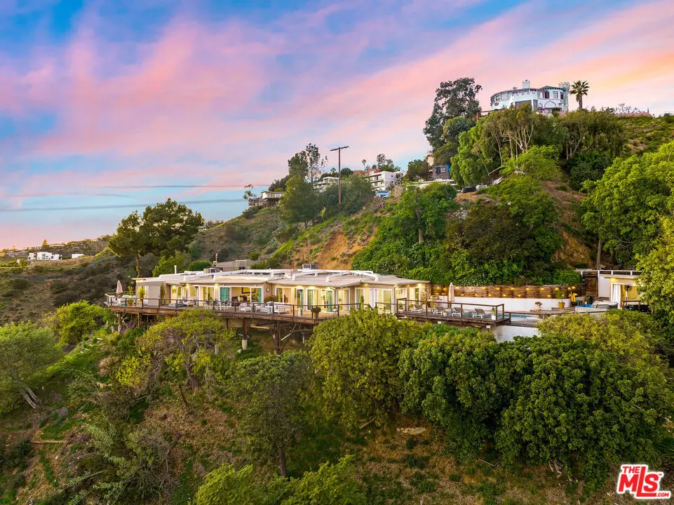 8494 Cole Crest Drive, Los Angeles, CA 90046 - Image #1