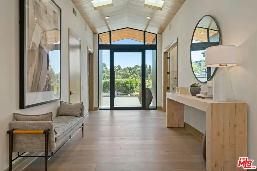 9153 Janice Place, Beverly Hills, CA 90210 - Image #3