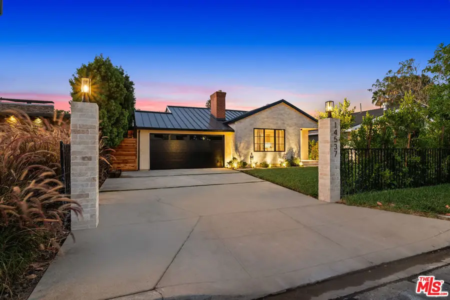14537 Hesby Street, Sherman Oaks, CA 91403 - #2