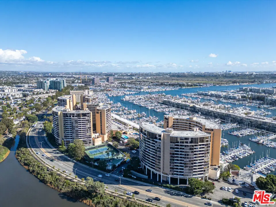 4316 Marina City Dr #1033, Marina Del Rey, CA 90292 - #1