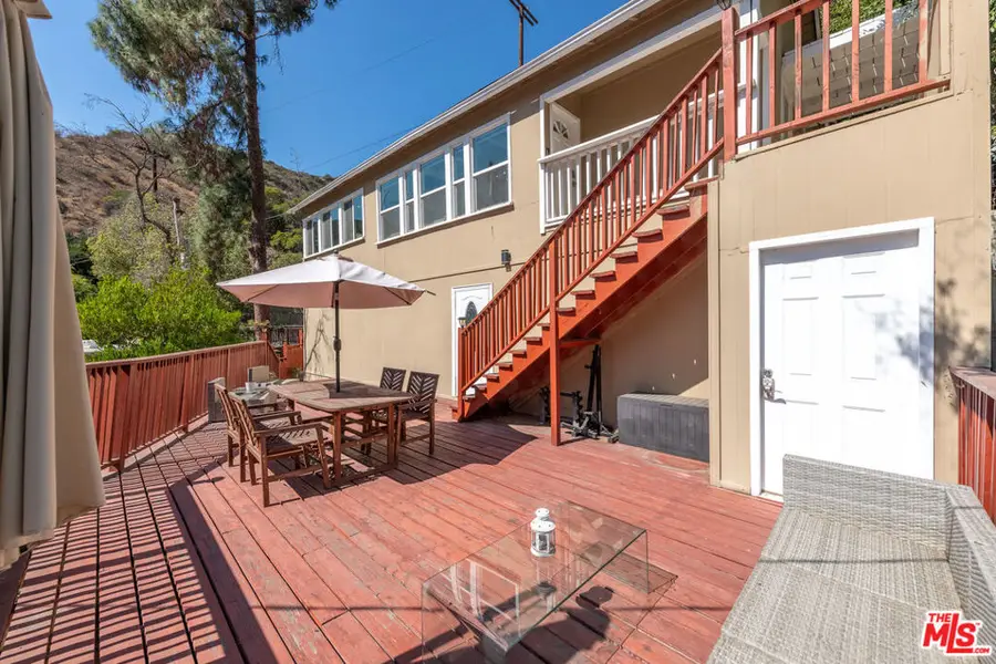 701 Country Club Drive, Burbank, CA 91501 - Image #3
