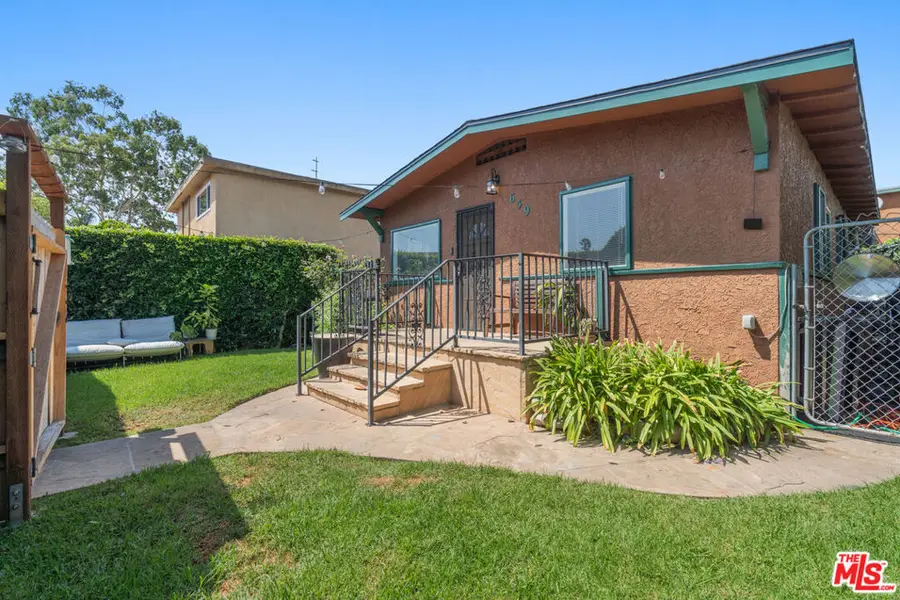 659 Vernon Avenue, Venice, CA 90291 - Image #3