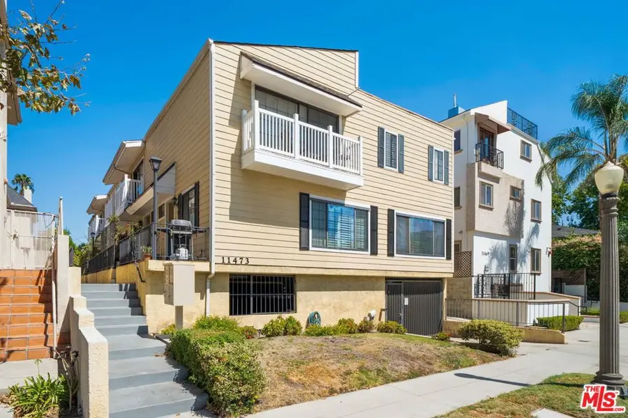 11473 Moorpark Street #4, Studio City, CA 91602 - Image #3