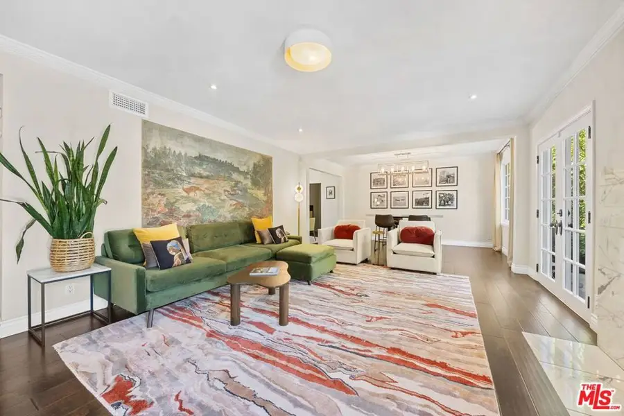 3854 Vineland Avenue, Studio City, CA 91604 - Image #2