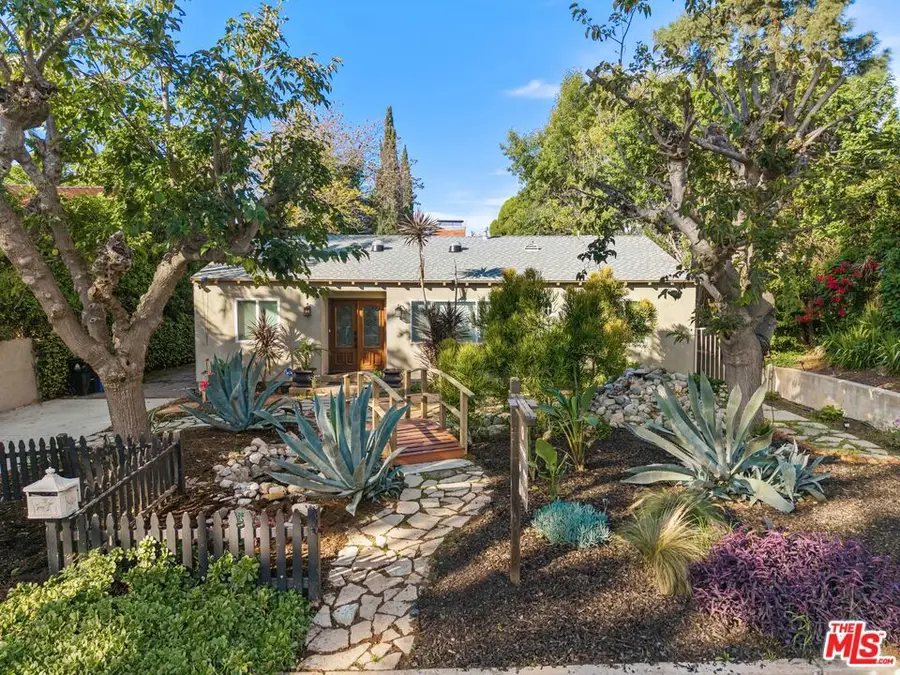 4719 W Wortser Avenue, Sherman Oaks, CA 91423 - Image #2