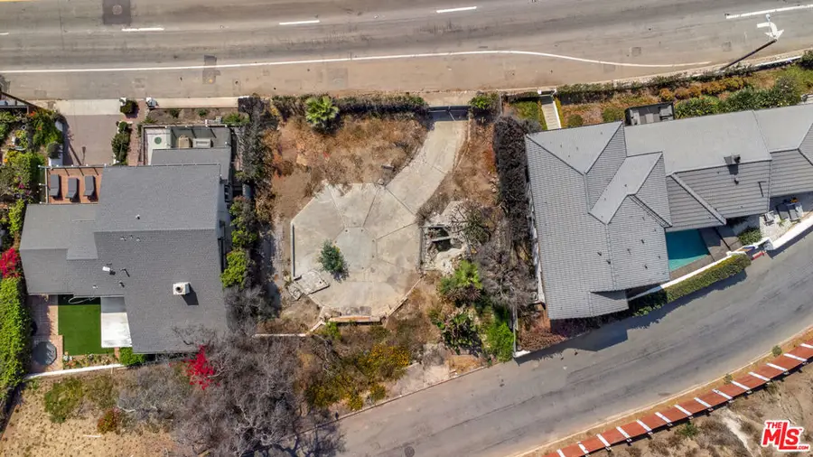 21711 Pacific Coast Highway, Malibu, CA 90265 - Image #2