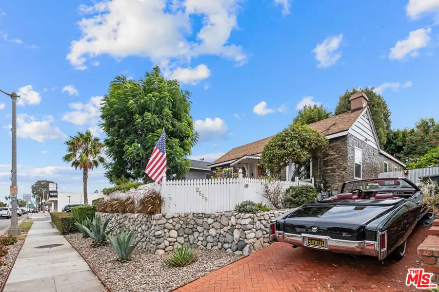 2558 Torrance Boulevard, Torrance, CA 90503 - Image #3