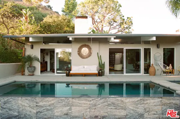 2102 Ridgemont Drive, Los Angeles, CA 90046