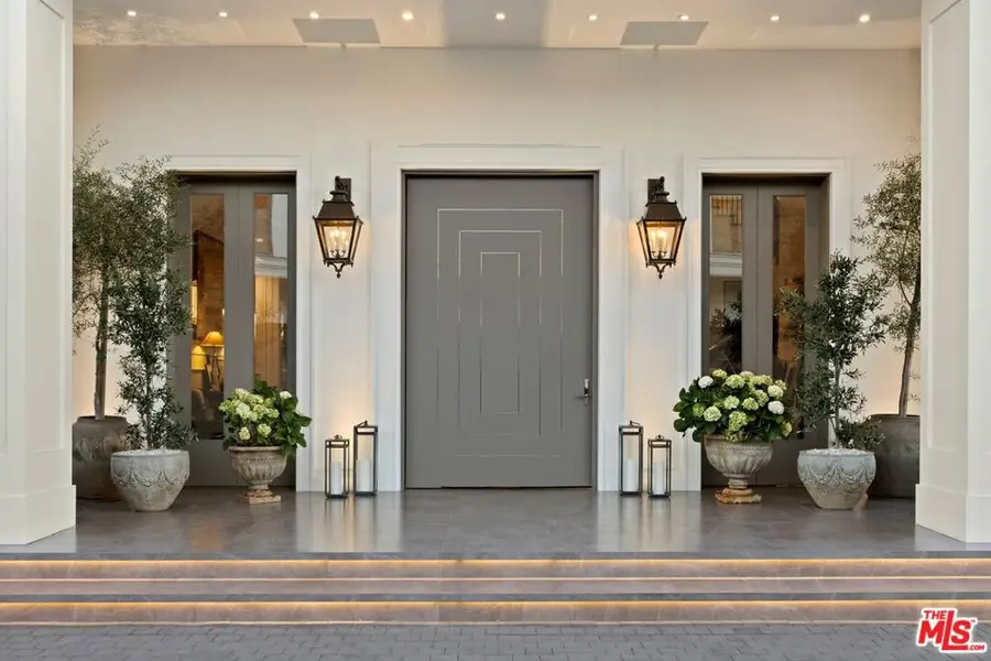 2571 Wallingford Drive, Beverly Hills, CA 90210 - Image #2