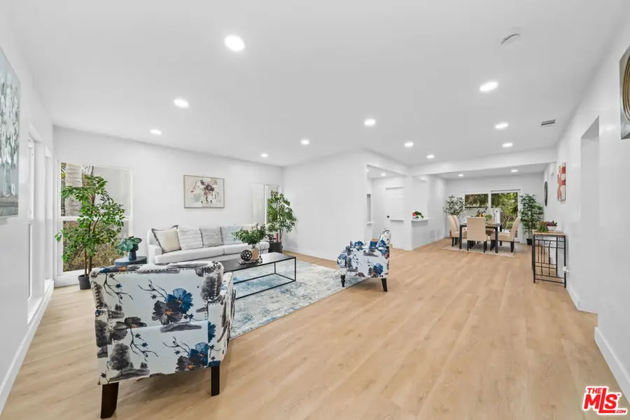 2909 8th Avenue, Los Angeles, CA 90018 - Image #3