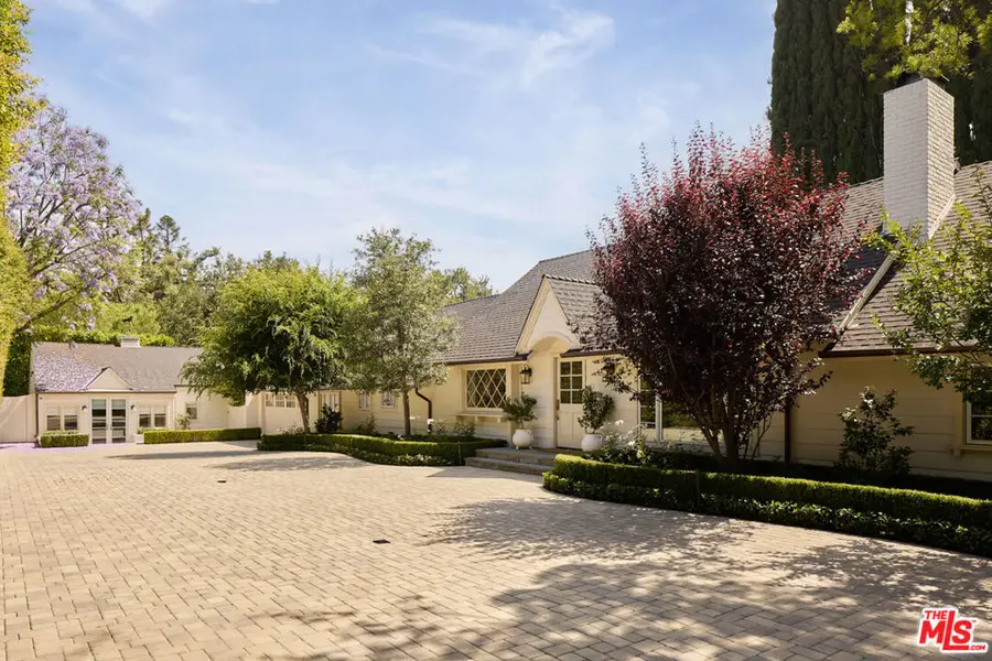 17333 Rancho Street, Encino, CA 91316 - Image #2