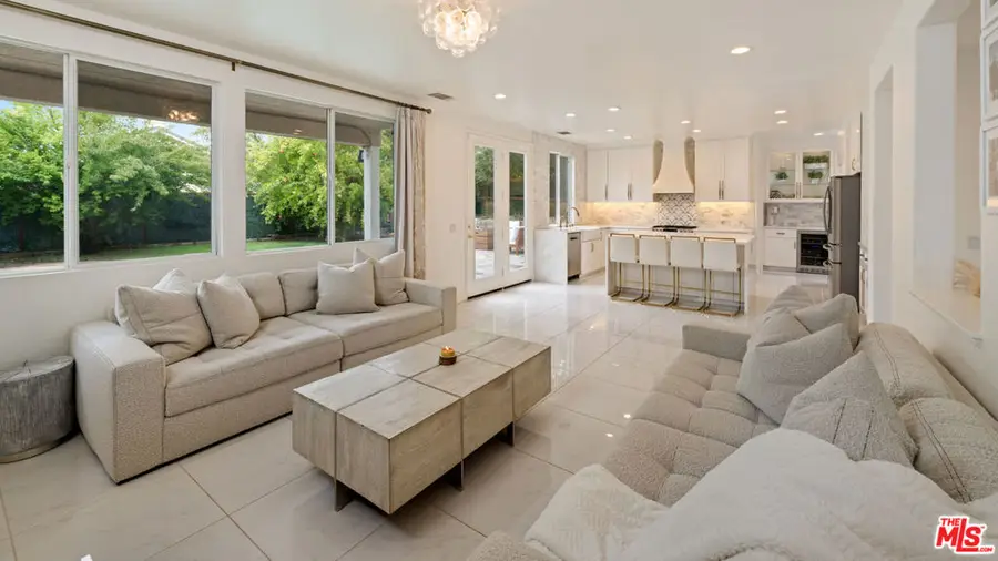 26518 Swan Lane, Canyon Country, CA 91387 - Image #3