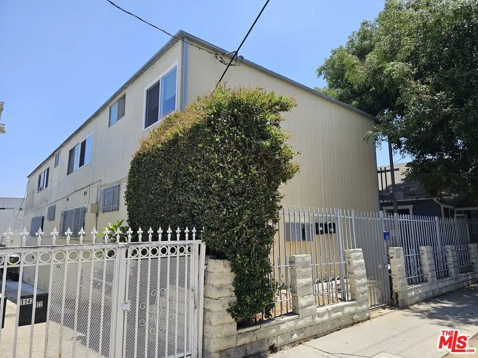 1146 S Berendo Street, Los Angeles, CA 90006 - Image #1