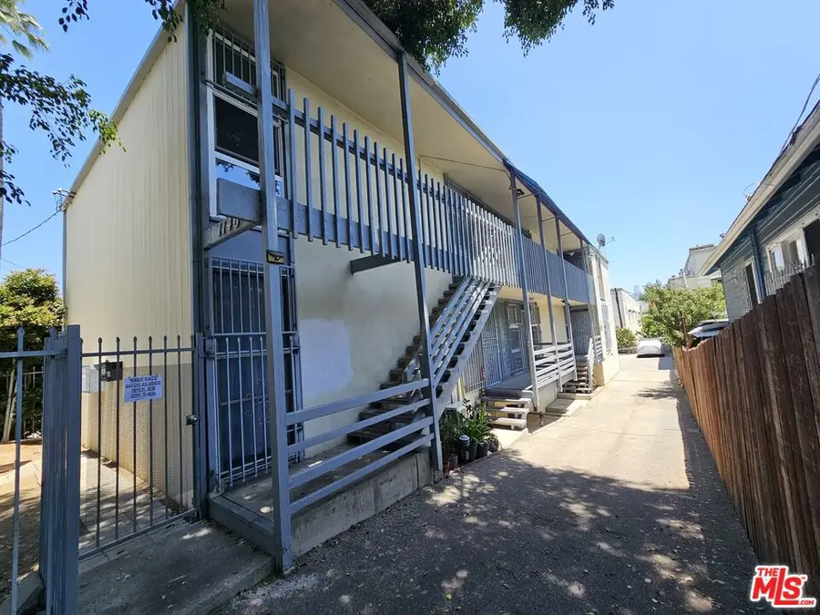 1146 S Berendo Street, Los Angeles, CA 90006 - Image #2