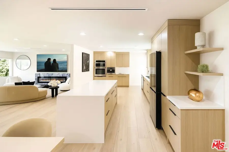 9425 Gierson Avenue, Chatsworth, CA 91311 - Image #3