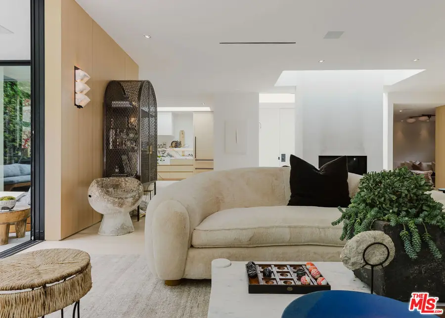 1952 N Beverly Drive, Beverly Hills, CA 90210 - Image #2