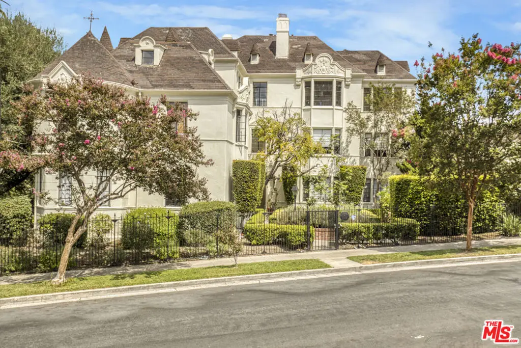 4327 Francis Avenue, Los Angeles, CA 90005 - Image #1