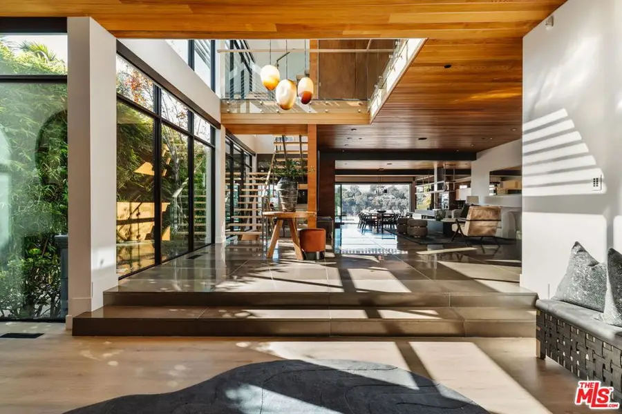 721 Adelaide Place, Santa Monica, CA 90402 - Image #3