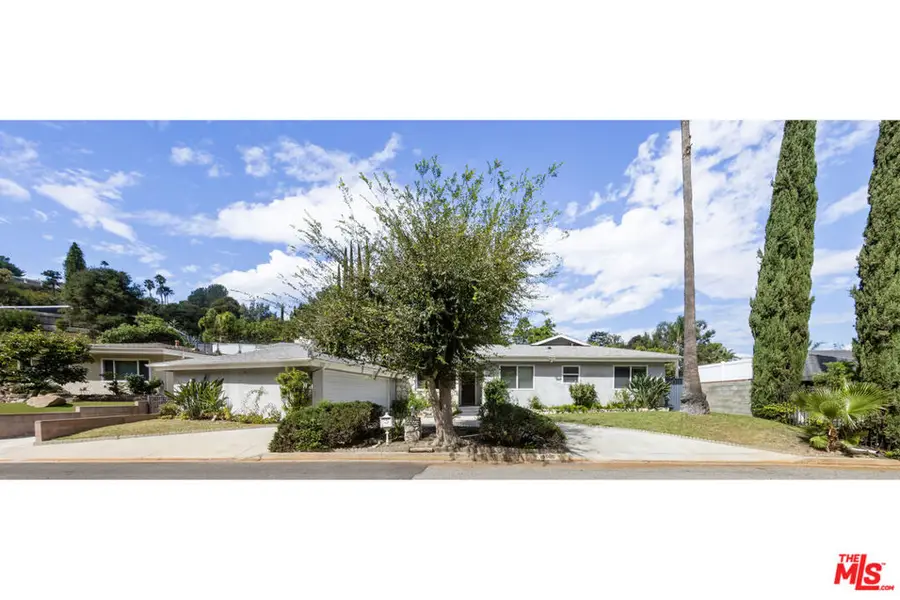 15508 Royal Ridge Road, Sherman Oaks, CA 91403 - Image #3