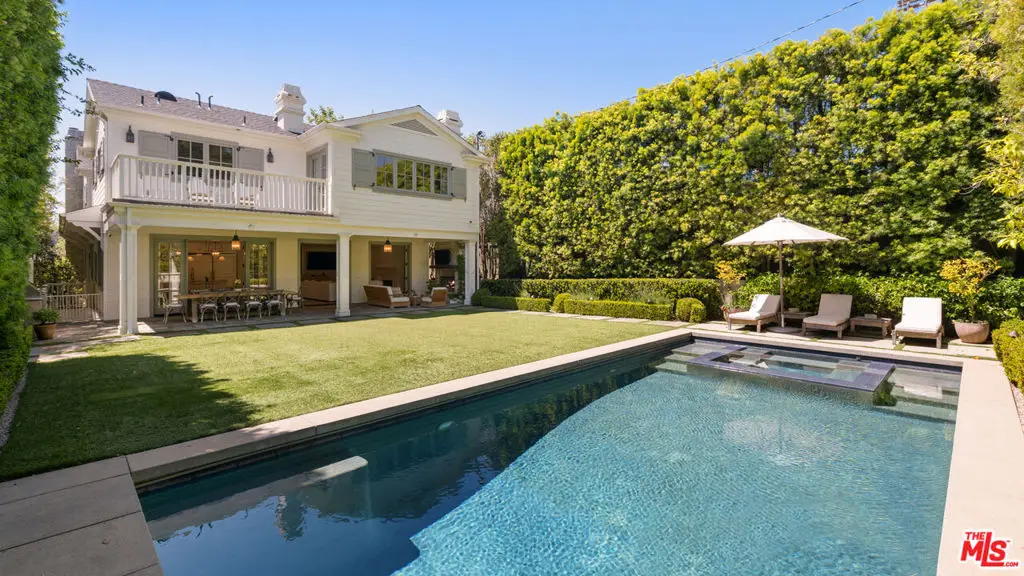 146 N Carmelina Avenue, Los Angeles, CA 90049 - Image #1