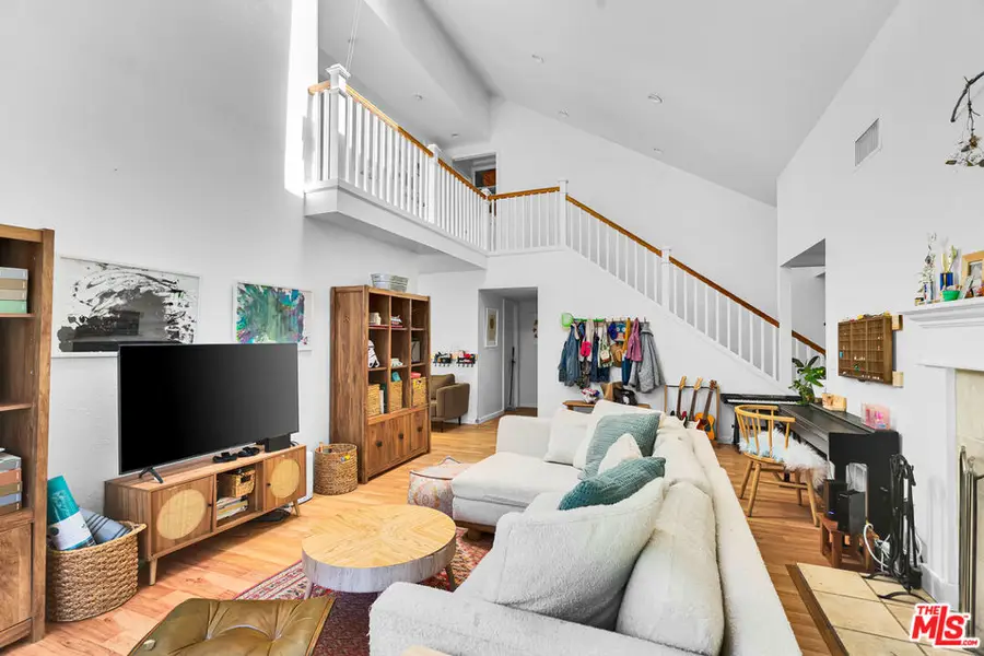 3952 Patrick Henry Place, Agoura Hills, CA 91301 - Image #3