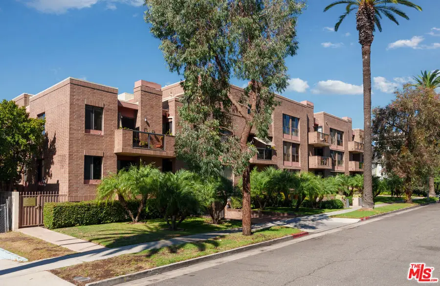 235 S Tower Drive #305, Beverly Hills, CA 90211 - Image #2