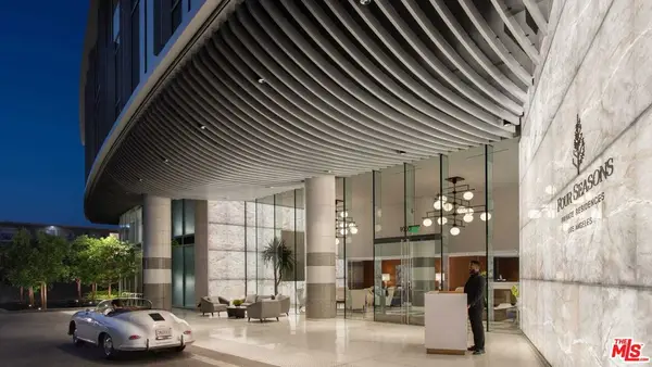 9000 W 3rd Street #103, Los Angeles, CA 90048