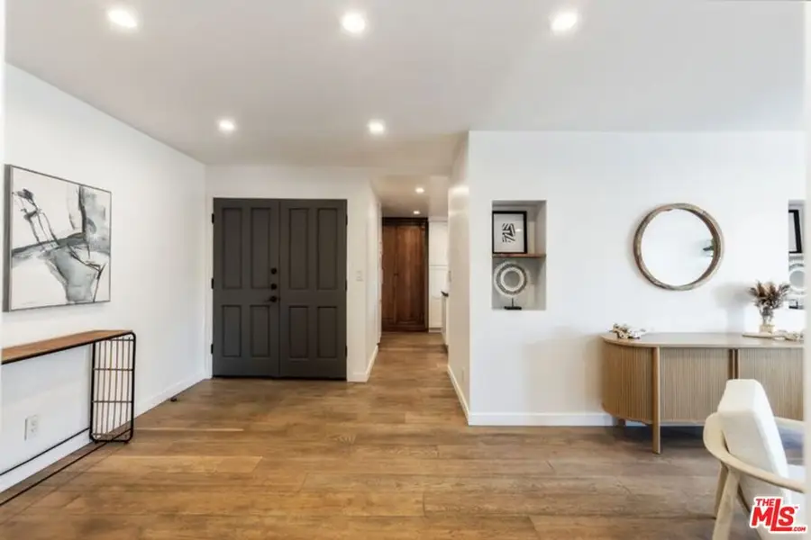 4300 Via Dolce #102, Marina Del Rey, CA 90292 - Image #2