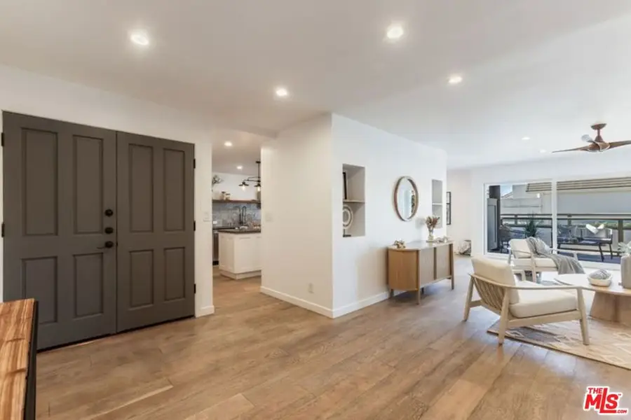 4300 Via Dolce #102, Marina Del Rey, CA 90292 - Image #3