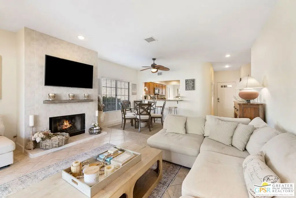 237 E Vista Royale Circle, Palm Desert, CA 92211 - Image #1