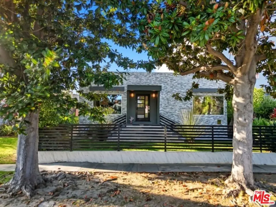 10915 Ayres Avenue, Los Angeles, CA 90064 - Image #1