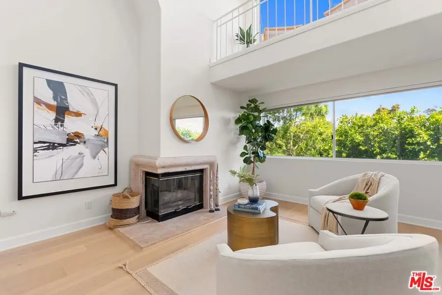 390 S Sepulveda Boulevard #409, Los Angeles, CA 90049 - #3