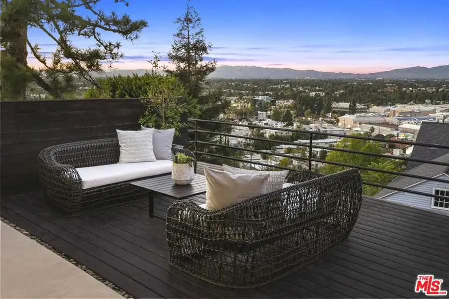 3838 Buena Park Drive, Studio City, CA 91604 - Image #3