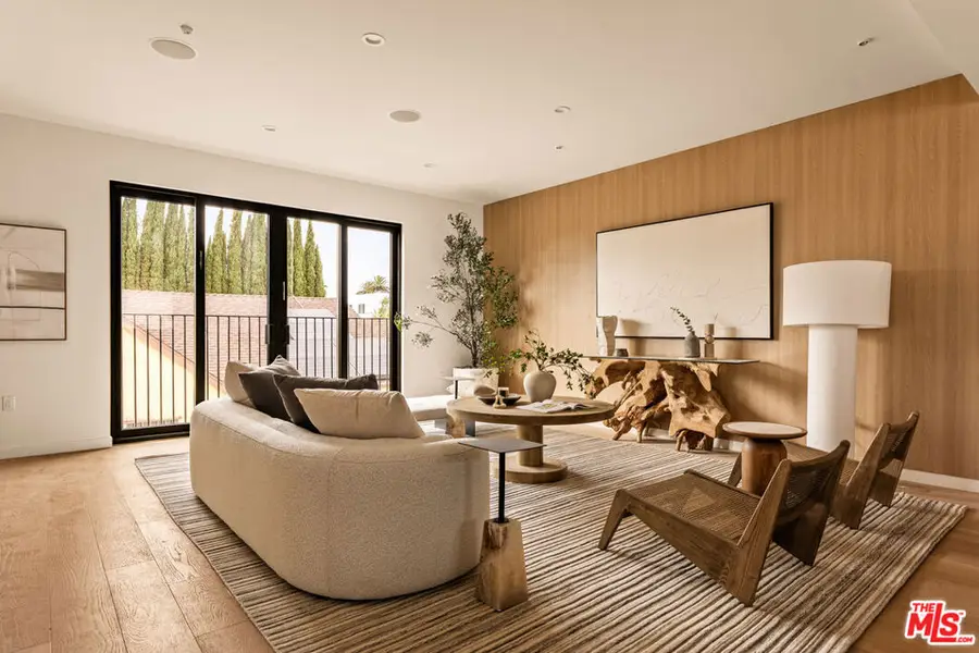 1747 S Marvin Avenue, Los Angeles, CA 90019 - Image #3