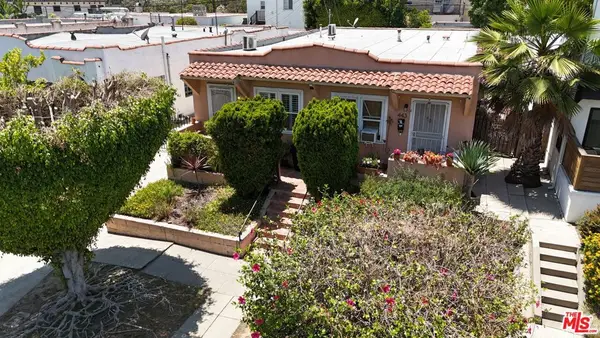 441 N Norton Avenue, Los Angeles, CA 90004