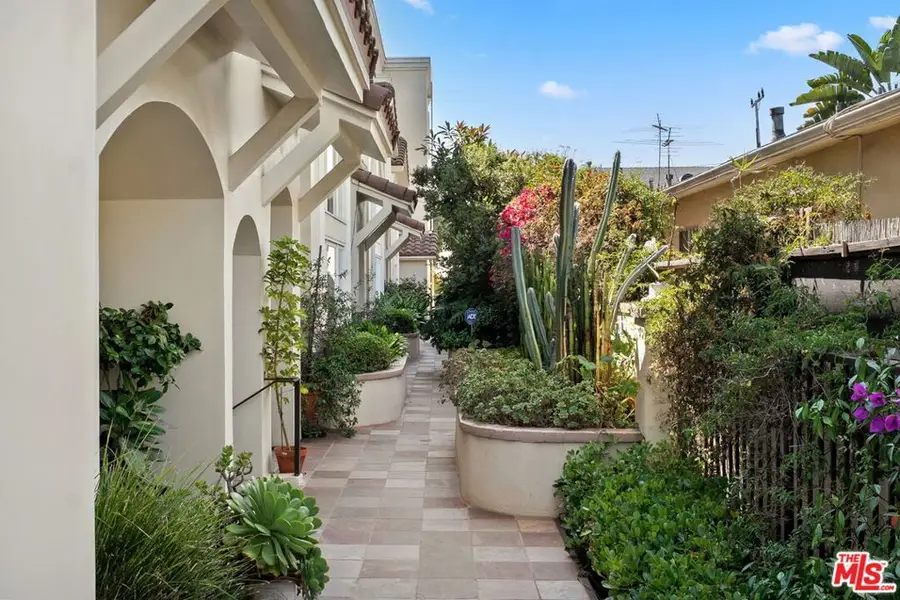 846 21st Street #4, Santa Monica, CA 90403 - Image #2