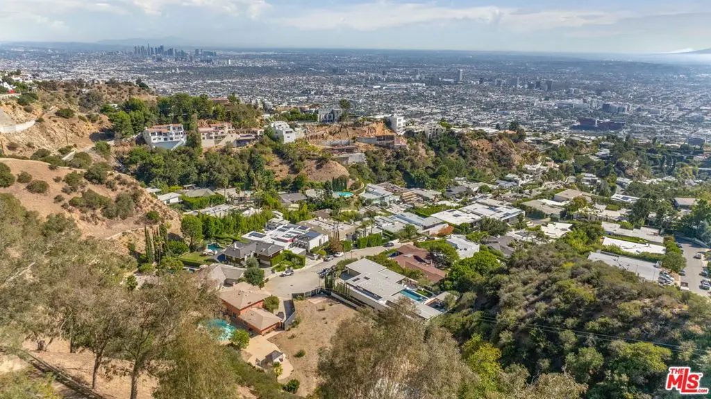 1865 Marcheeta Place, Los Angeles, CA 90069 - Image #1