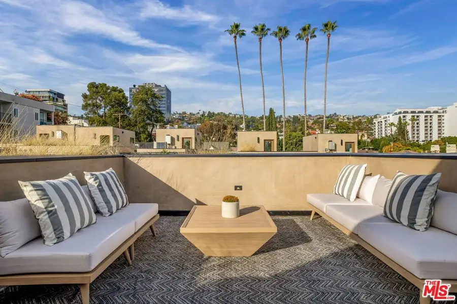 917 1/2 Hilldale Avenue, West Hollywood, CA 90069 - Image #3