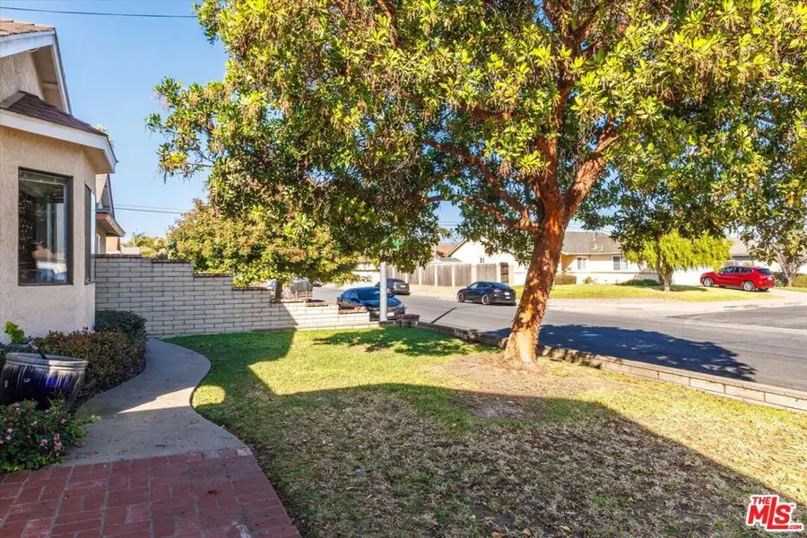1725 Dejoy Street, Santa Maria, CA 93458 - Image #3