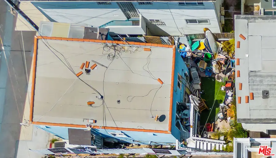 229 El Porto Street, Manhattan Beach, CA 90266 - #2