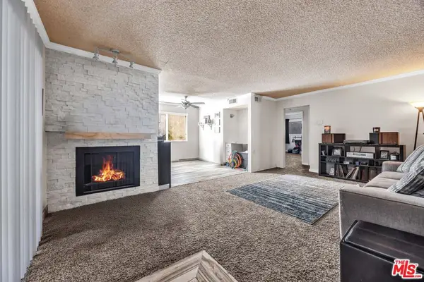 12940 Riverside Drive #108, Sherman Oaks, CA 91423