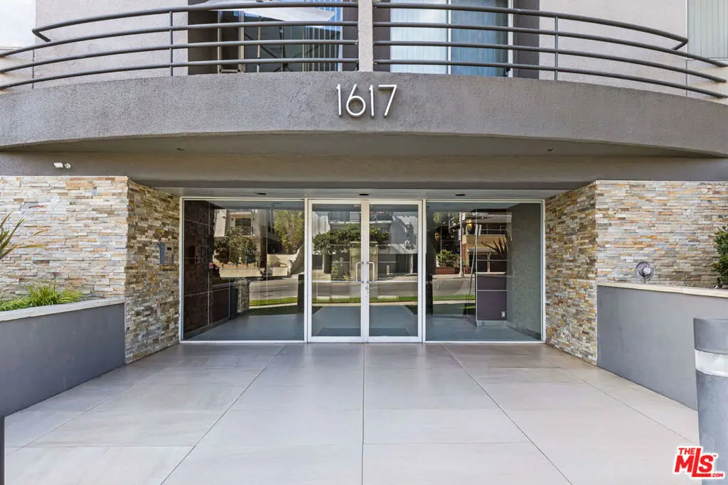 1617 S Beverly Glen Boulevard #204, Los Angeles, CA 90024 - Image #1